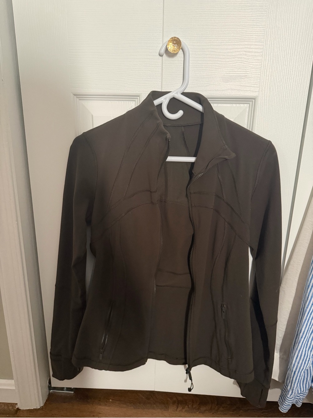 Brown lululemon define jacket